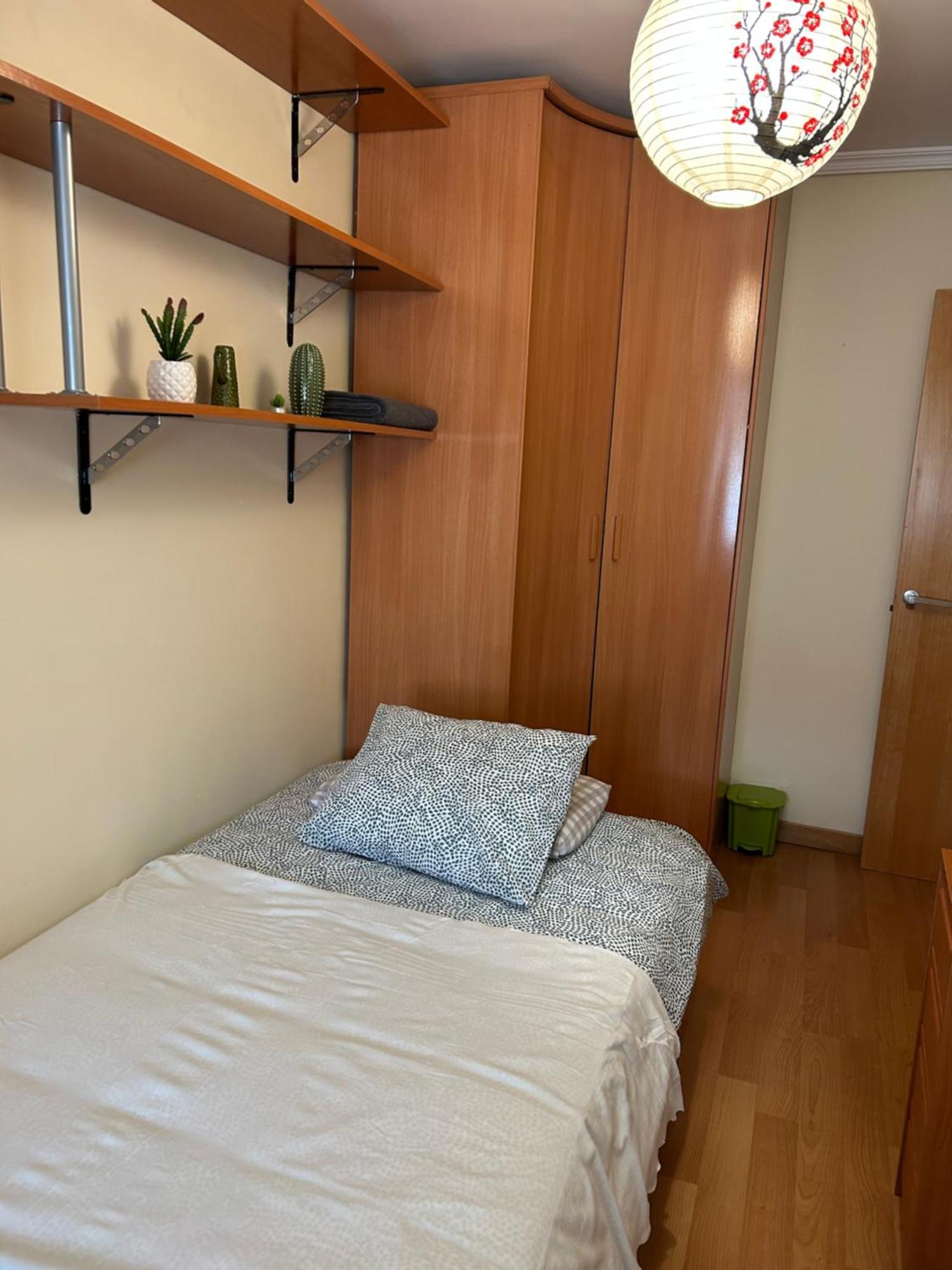 Comoda Habitacion Individual Madrid Luaran gambar