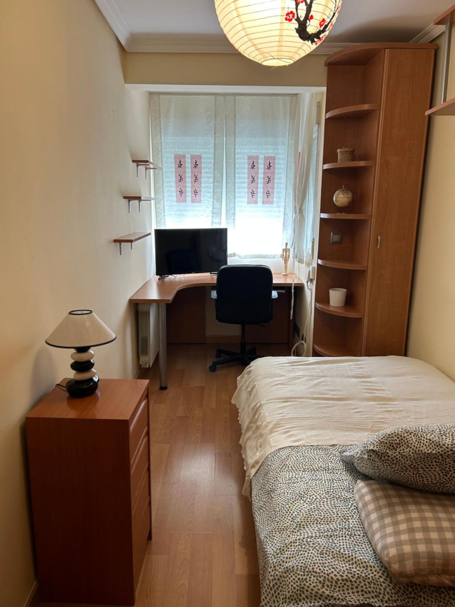 Comoda Habitacion Individual Madrid Luaran gambar